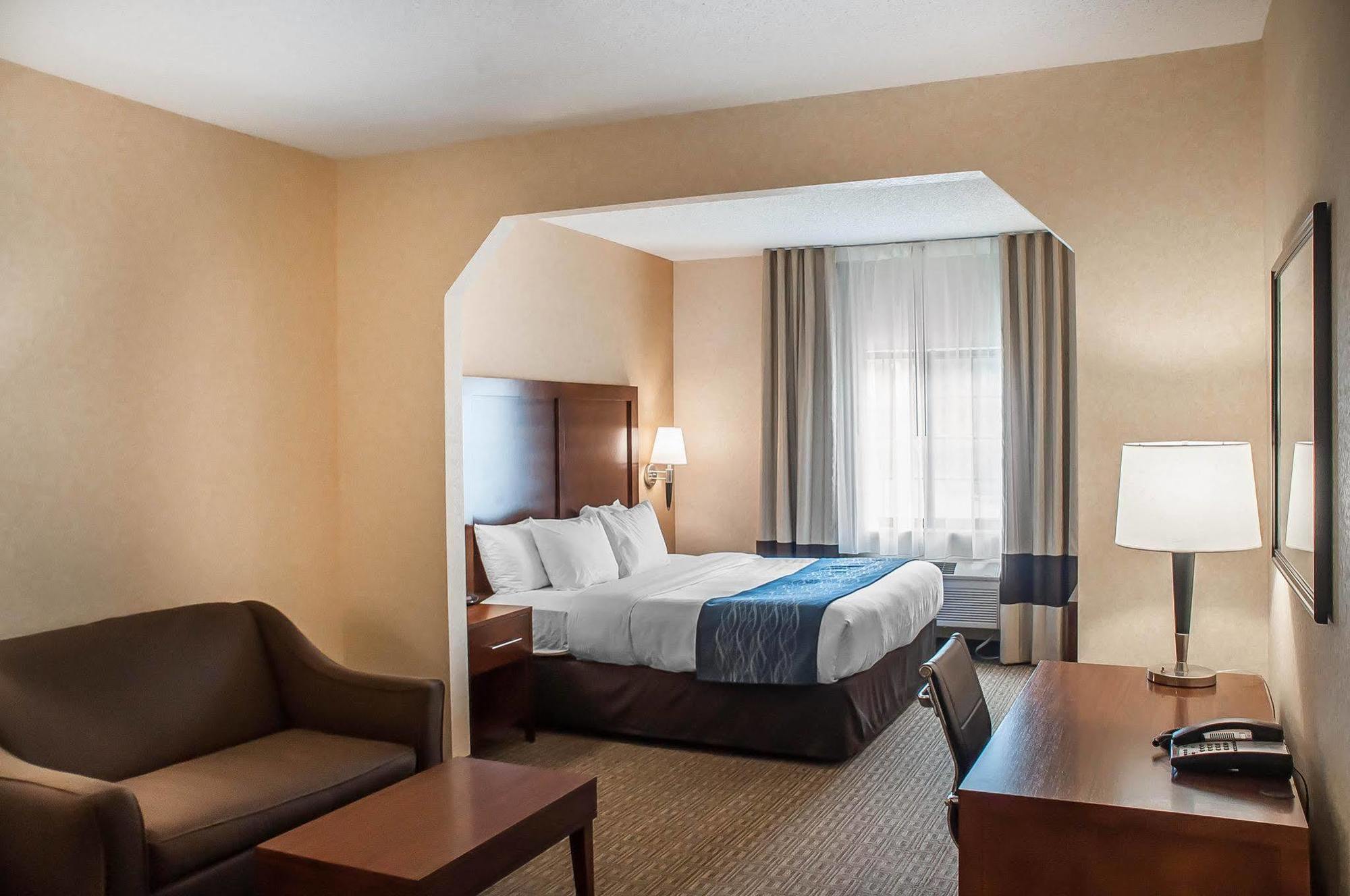 Comfort Inn & Suites Хамберг Экстерьер фото
