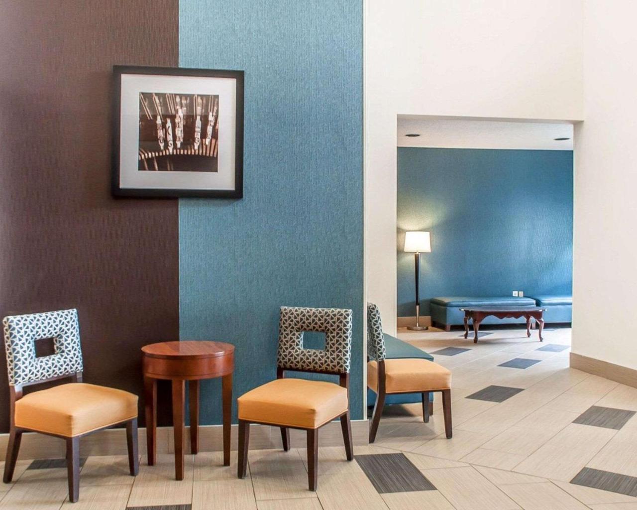 Comfort Inn & Suites Хамберг Экстерьер фото